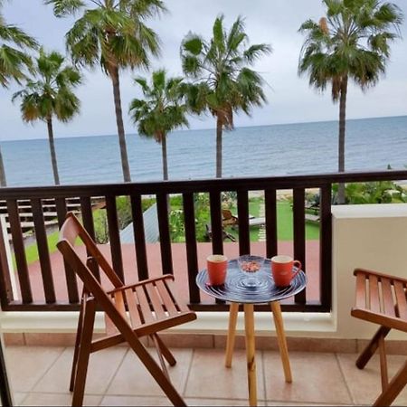 Beachfront Villa Carpe Diem Kiti Buitenkant foto
